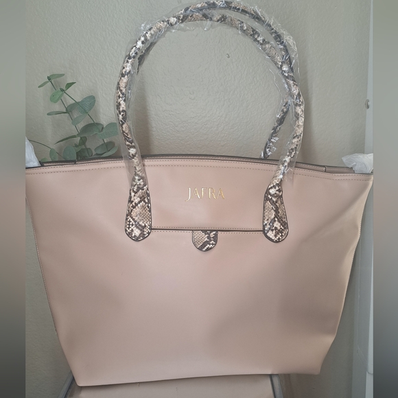 JAFRA Tan Tote with Snakeskin Detail - Picture 1 of 11